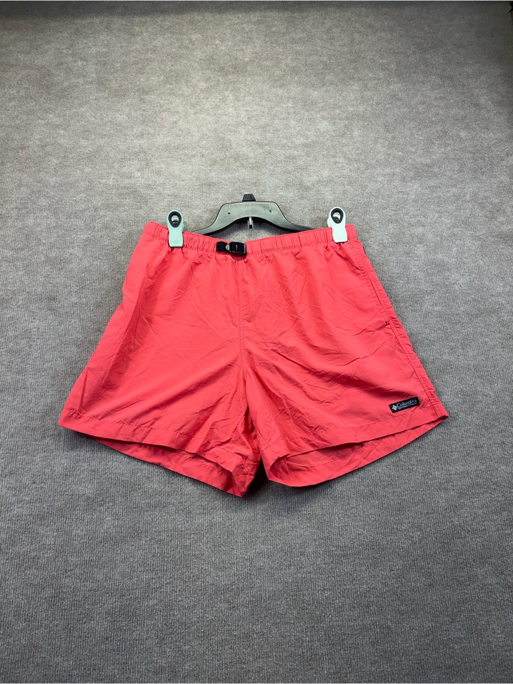 Columbia shorts feature a comfortable elastic waistband with an adjustable black